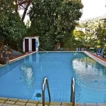 Vittoria 3*