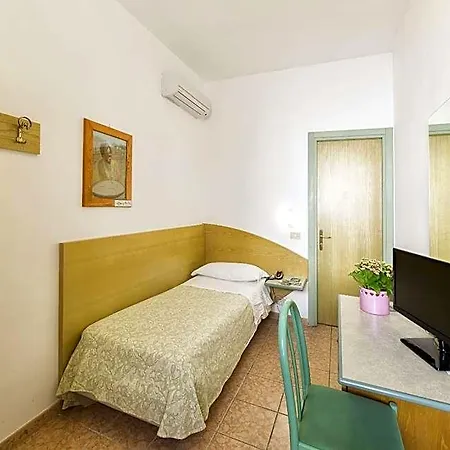 Vittoria 3*