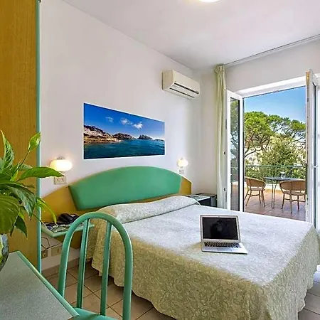 Vittoria Hotel 3*