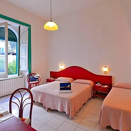 Vittoria Ischia