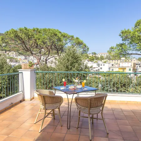 ホテル Vittoria 3*